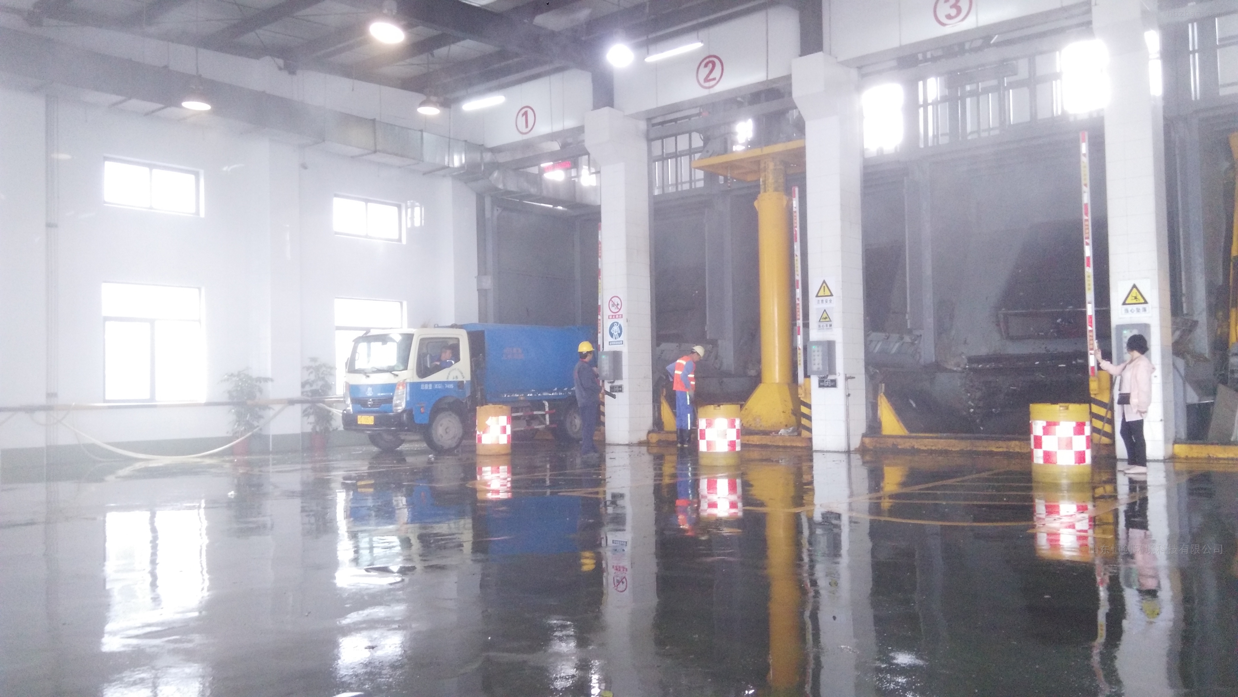 竖式垃圾处理站